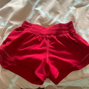 Lululemon hotty hots